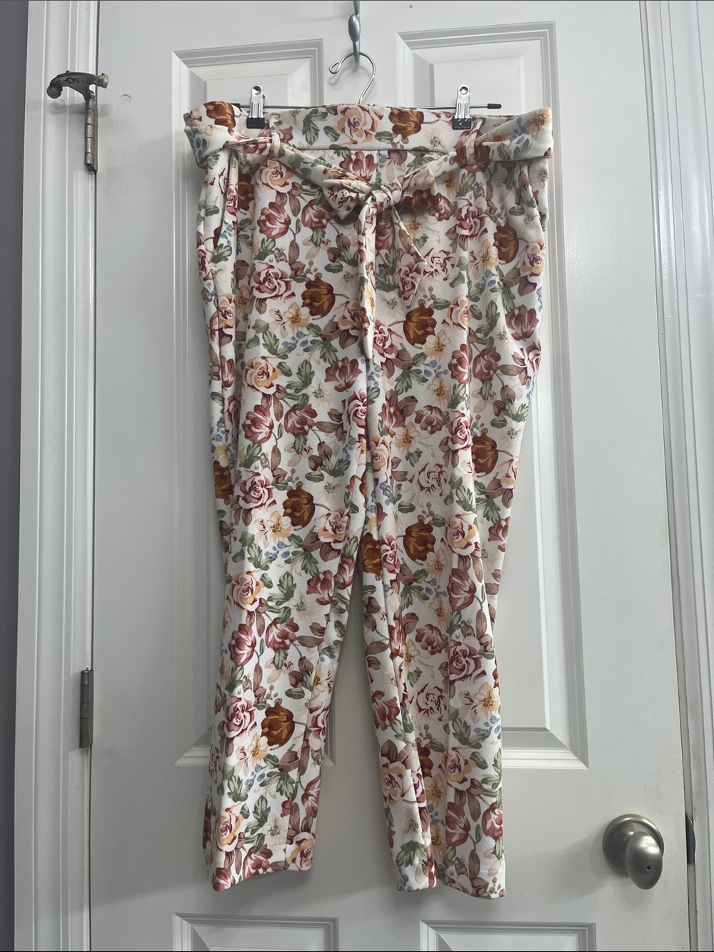 Floral Tie-Waist Summer Pants - Cream Base with Rose Print